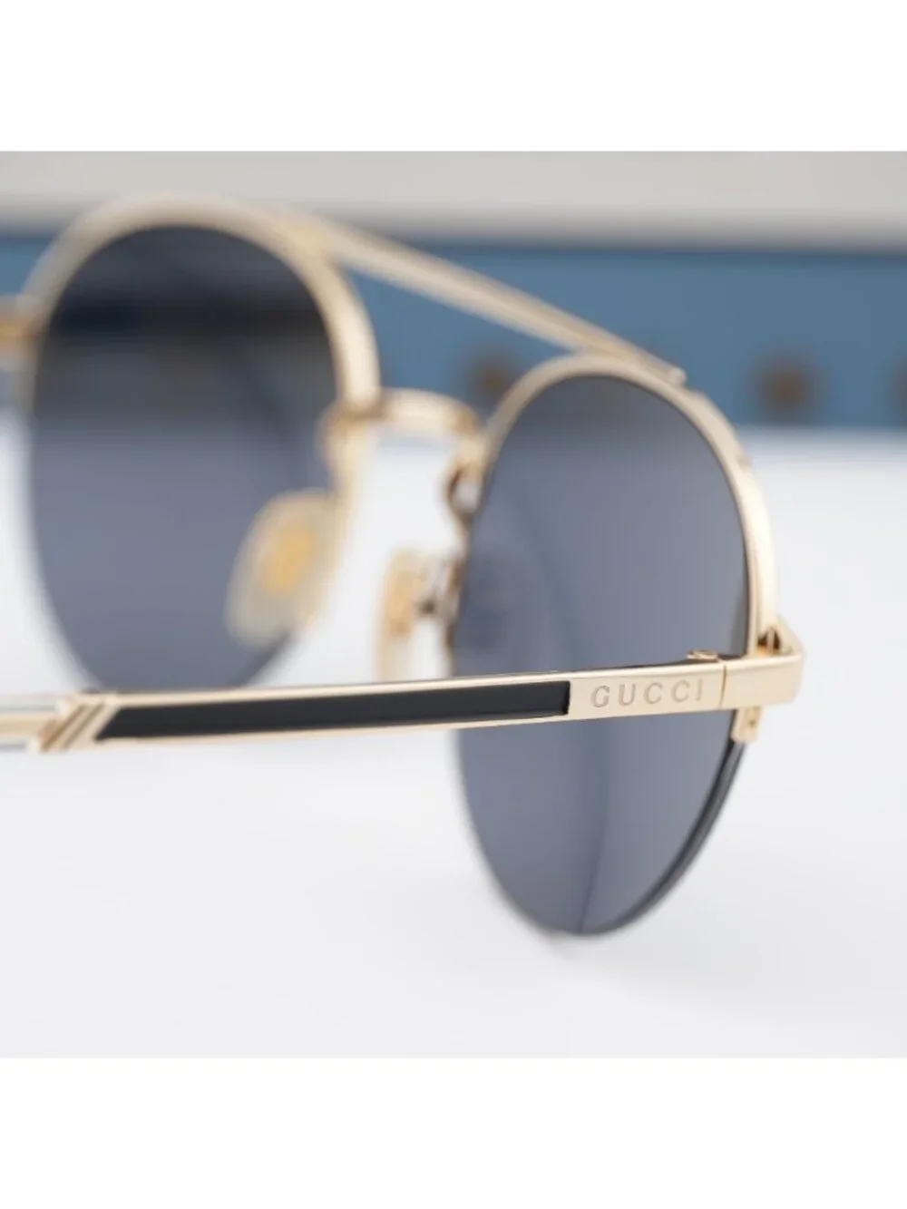Gucci GG0984S 001 Round Unisex Sunglasses - Gold / Grey